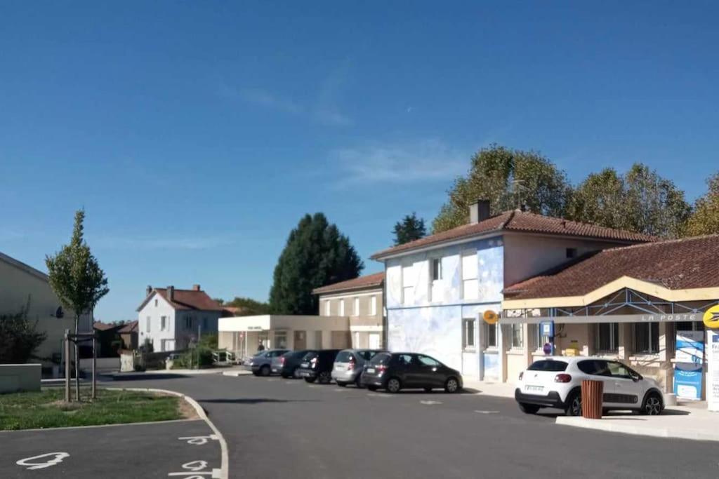 Villa Montemboeuf Centre Town House Free Wifi Exterior foto